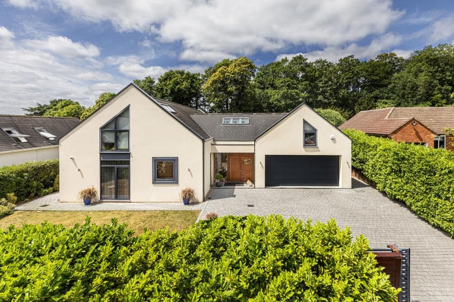 Trotsworth Avenue, Virginia Water, Surrey, GU25 4AL