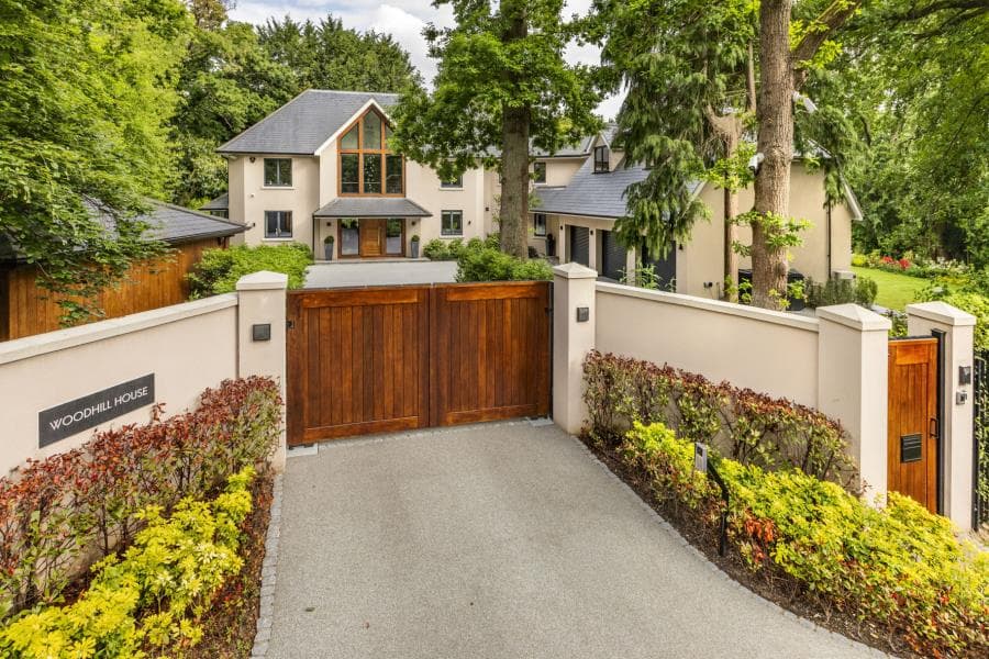 Woodlands Road East, Wentworth Estate, Surrey, GU25 4PH