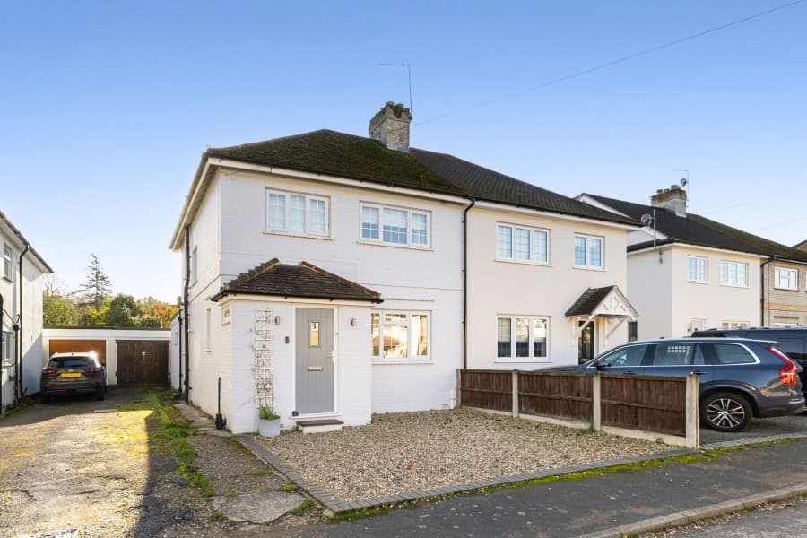 Bourne Road, Virginia Water, Surrey, GU25 4EX